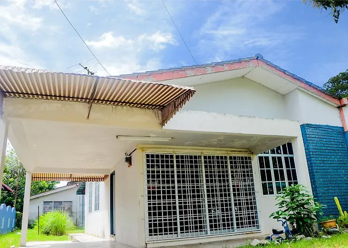 Kayangan Homestay Perlis a Islamic House